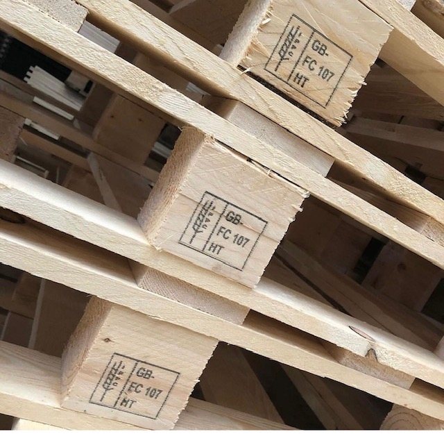 GB FC 107 marked ISPM15 pallets for supply to Exeter