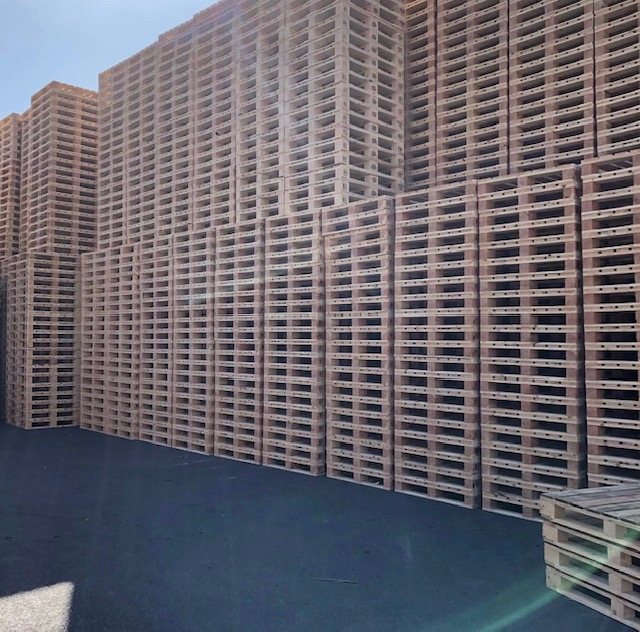new heat treated wooden pallets in production stock for supply to Runcorn